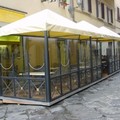 Duello a colpi di dehors: a perdere sono i cittadini