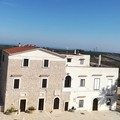 La comunità di San Vittore dona taralli alla Casa Circondariale di Trani