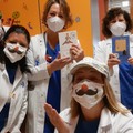 I Clowndottori della Compagnia del Sorriso, dopo una lunga pausa causa Covid, tornano alla Pediatria del "Bonomo " di Andria