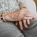Vaccini agli over 80, Uil Pensionati: «Basta disservizi, serve rispetto»