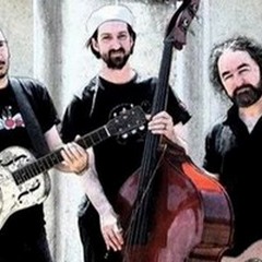 Bermuda acoustic trio in concerto ad Andria