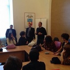 Termosifoni nelle scuole della BAT: accensione per 7 ore