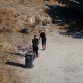 Pulizie stradali fai da te, in viale dei Comuni di Puglia e viale Ausonia