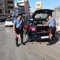 Incappa in un posto di blocco dei carabinieri con dosi di cocaina. Arrestato durante dei controlli