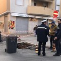 Chiusa via Piemonte causa cedimento di una piccola porzione della strada