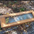 Discarica a cielo aperto in via Padre Leone Dehon: abbandonata anche una porta