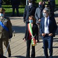 Unità d’Italia:  il Sindaco e il Prefetto depongono una corona di alloro in onore ai Caduti in guerra