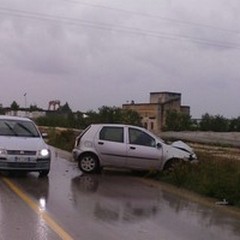 Incidente con tre feriti sulla provinciale Andria-Trani