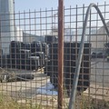 Incendio ad Andria in un deposito di materiale edile: sul posto i Vigili del fuoco