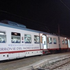 Lunedì di aumenti: salgono i biglietti di treni e bus