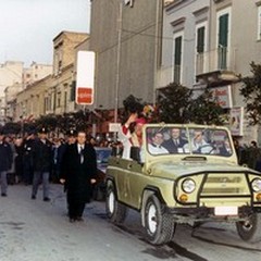 Ordinazione Episcopale di Mons. Calabro: Telesveva trasmette la cerimonia del 1989