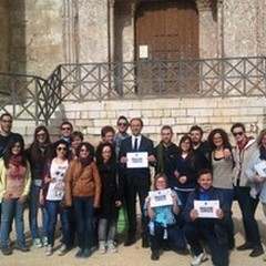 Il Castel del Monte e le «invasioni digitali»