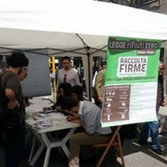 "Rifiuti Zero ": primo giorno ad Andria con 120 firme