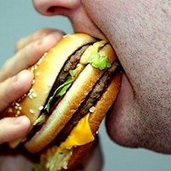 I pugliesi spendono di più per mangiare e meno per la cultura