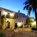 2 Giugno, caldo e turisti stranieri spingono le vacanze: record di presenze negli agriturismi
