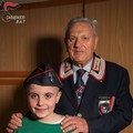 Essere un nonno, anzi, un nonno carabiniere è bellissimo. Il commovente messaggio a Mattia