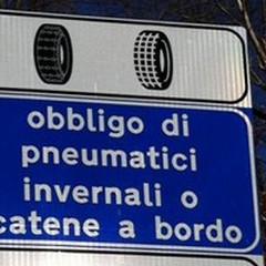 Maltempo, divieto di circolare per autoveicoli senza catene a bordo