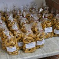 Cantanti e attori a Pasqua hanno ricevuto i taralli “A Mano Libera”