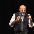 Paolo Pileri presenta ad Andria “Dalla parte del suolo. L'ecosistema invisibile”