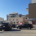 Autoveicolo prende fuoco in un'autofficina ad Andria: intervento dei Vigili del fuoco