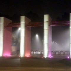Il portale della Villa cambia colore: Andria aderisce a  "Nastro Rosa "