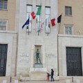 Regione, stipendi impropri e buco da 20 mln. M5S:  "Avevamo ragione noi. Ma nel 2016 la maggioranza ha preferito irriderci "