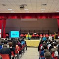 Il Calcit nelle scuole: ripartita la prevenzione alla “Cafaro”, ospiti di Intrecci Solidali al “Colasanto”