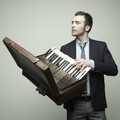 "Love Life Peace ", musica e solidarietà con Raphael Gualazzi
