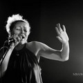 Rosàlia De Souza porta la nuova Bossa Nova a Trani