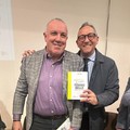 “Don Tonino Bello uomo del Sud e dei Sud”: l'avvocato Michele Caldarola commenta il libro di Sabino Zinni