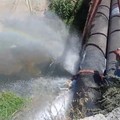 Salta condotta irrigua tra le campagne di Andria e Barletta: persi migliaia di metri cubi d'acqua