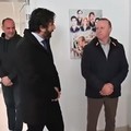 Il Questore saluta il Sovrintendente Capo Coordinatore della PS Antonio Belardi