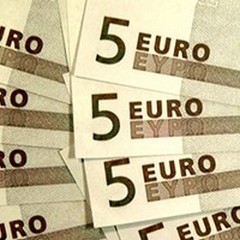 I pugliesi non spendono: crescono i risparmi