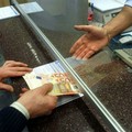 Il contratto bancario è nullo se è privo della firma