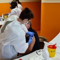 Vaccini, oltre 22mila prime dosi in una settimana in Puglia