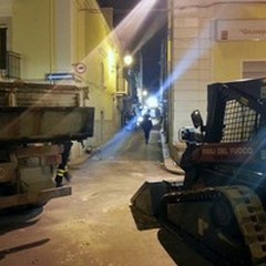 Via Teresita: le operazioni di "messa in sicurezza " terminate all'alba