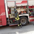 Drammatico salvataggio di un uomo caduto in una botola