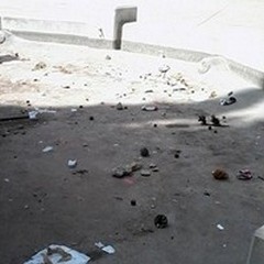 Stessa spiaggia, stesso mare: nuovo raid di sporcizia in Villa Comunale