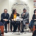 “Una vita senza sbarre” di Giannicola Sinisi presentato alla Libreria Laterza di Bari