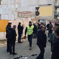 Crollo di via Pisani, avviate le operazioni di rimozione delle macerie