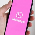 Nuova versione WhatsApp rosa? Non cliccate, è un'applicazione pericolosa