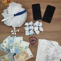 Polizia di Stato Andria: Le "volanti " arrestano un pusher, sequestrati 60 dosi di cocaina