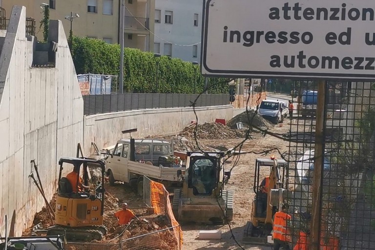 Chiusura di via Bisceglie