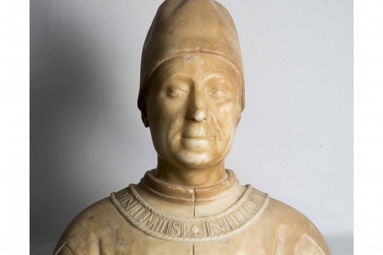 busto laurana
