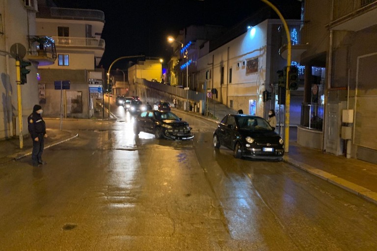 incidente tra via Santa Maria dei Miracoli con viale Dalmazia e viale Puglia