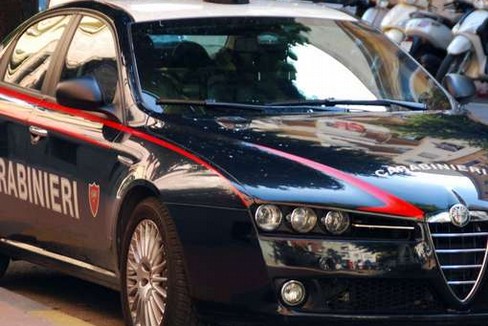 Gazzella nucleo radiomobile carabinieri