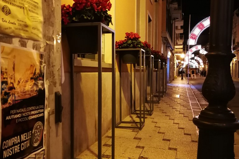 CasaPound ad Andria: “A Natale sostieni i commercianti della nostra città!”