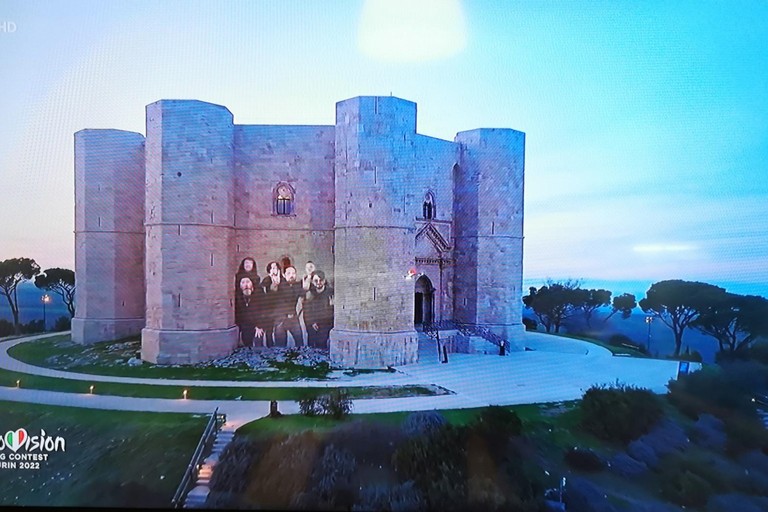 All'Eurovision Song Contest 2022 le immagini di Castel del Monte