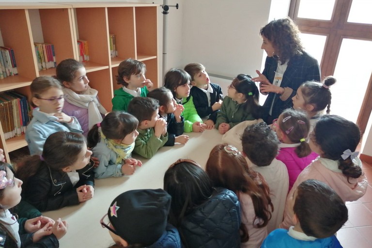“Noi alla festa del libro” alla biblioteca comunale