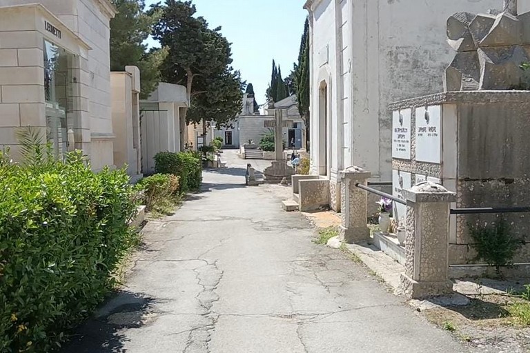 cimitero di andria